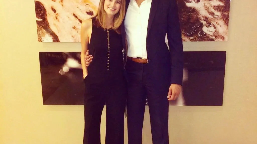 The Fascinating World of Kaitlan Collins: Uncovering the Secrets of Her Married Life and Stunning Moss Agate Rings